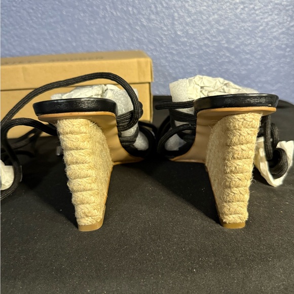 Steve Madden Idolized Wedge - Picture 5 of 8